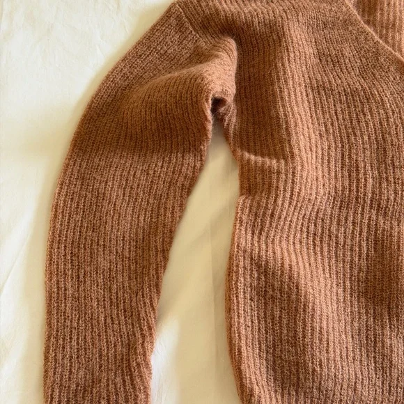 Wilfred Tan Ribbed Cardigan - Picture 4 of 5
